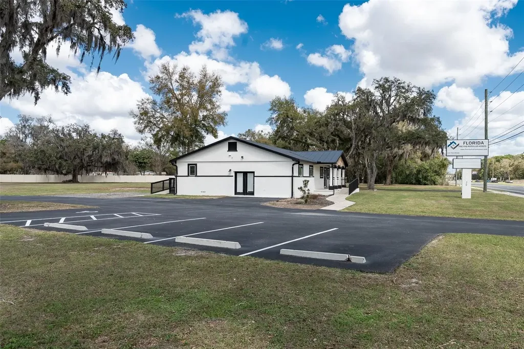 7265 SW Highway 200 Ocala FL 34476
