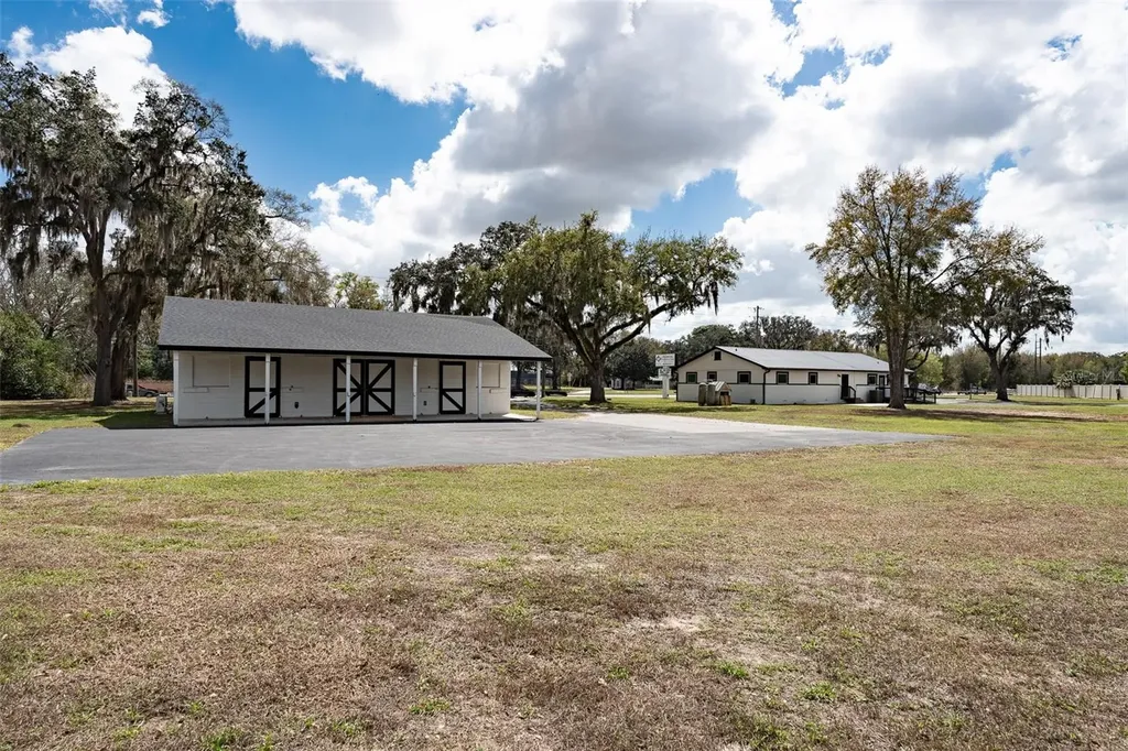 7265 SW Highway 200 Ocala FL 34476
