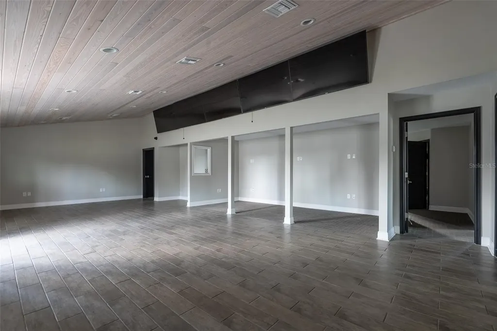 7265 SW Highway 200 Ocala FL 34476