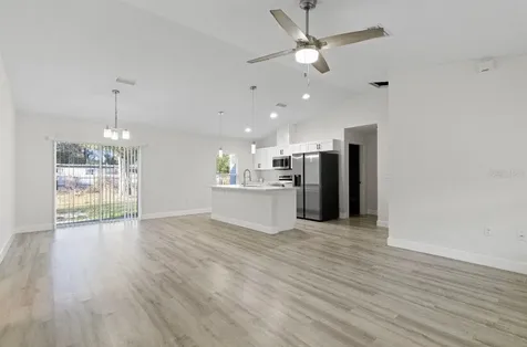 11165 NW 7th Street Ocala FL 34482