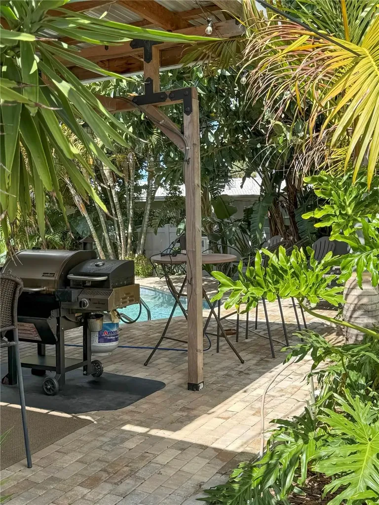 2058 Nursery Road Clearwater FL 33764