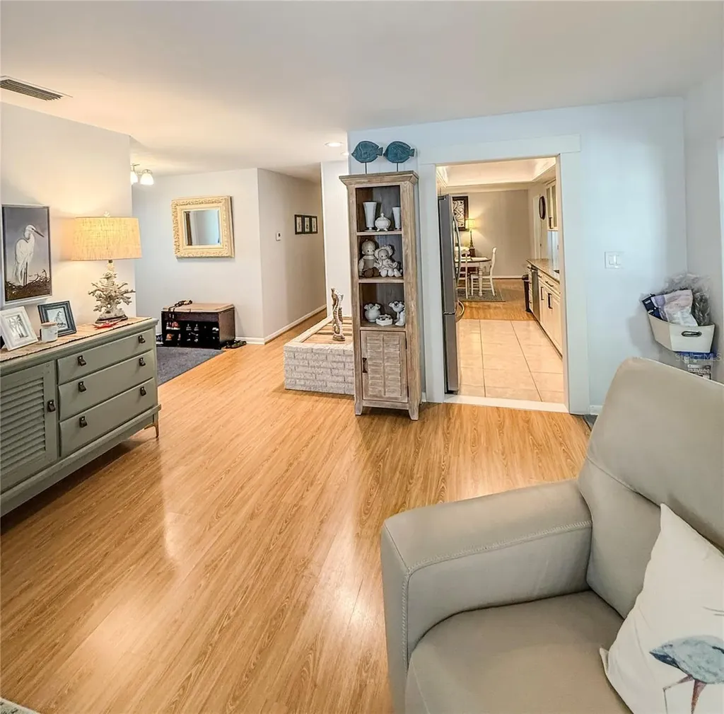 2058 Nursery Road Clearwater FL 33764