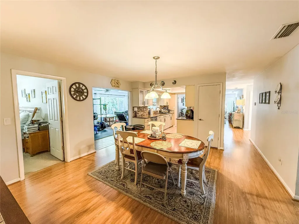 2058 Nursery Road Clearwater FL 33764