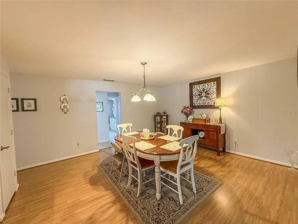 2058 Nursery Road Clearwater FL 33764