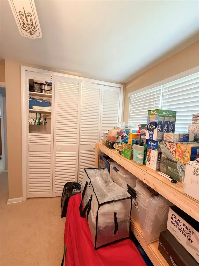 2058 Nursery Road Clearwater FL 33764