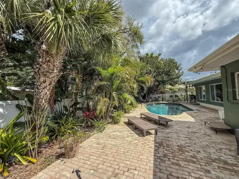 2058 Nursery Road Clearwater FL 33764