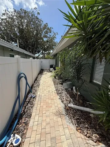 2058 Nursery Road Clearwater FL 33764