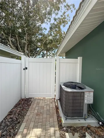 2058 Nursery Road Clearwater FL 33764