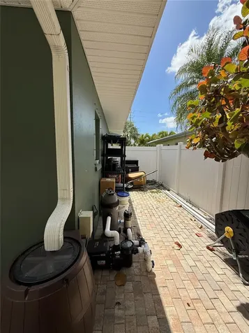 2058 Nursery Road Clearwater FL 33764