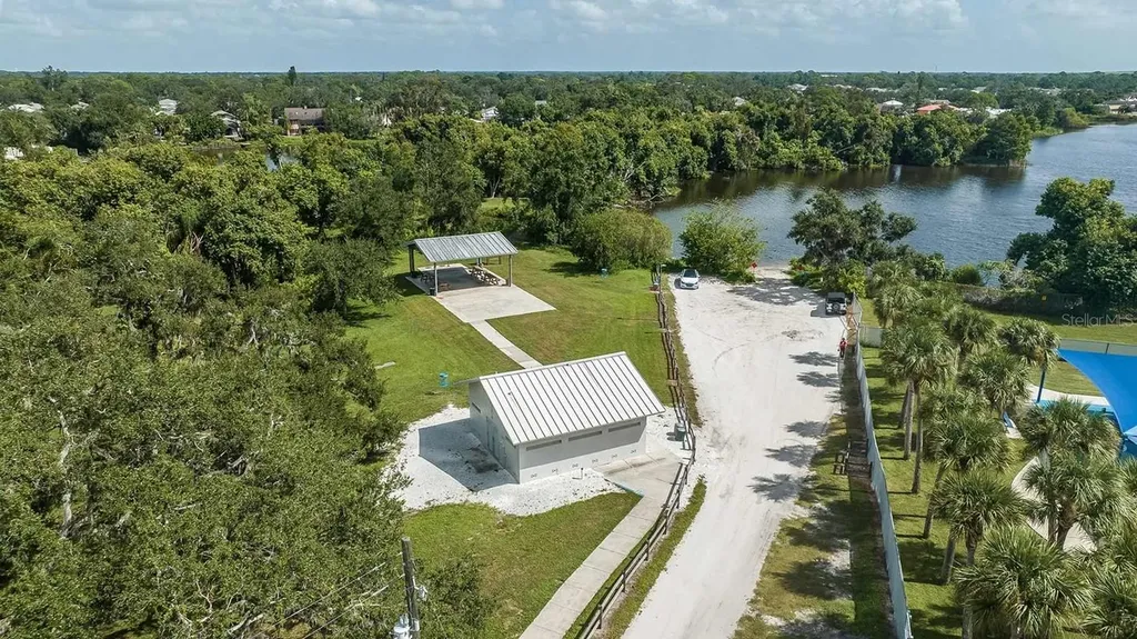 6828 Chloe Court Sarasota FL 34241