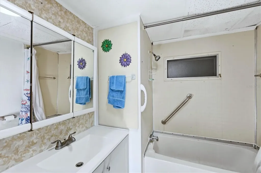 1891 Englewood Road Englewood FL 34223
