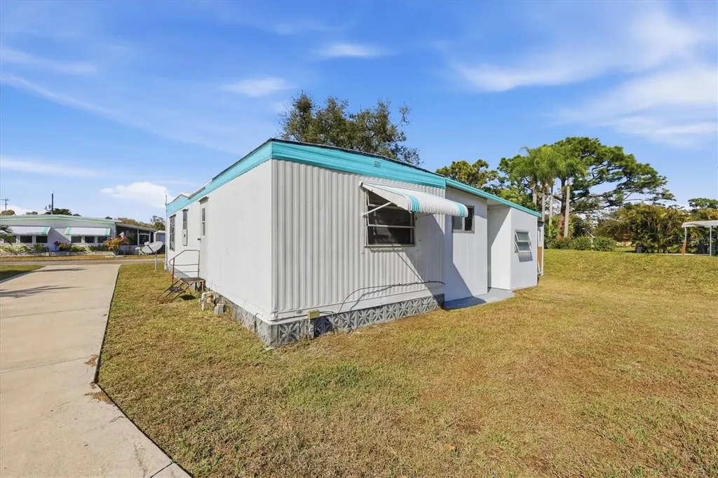 1891 Englewood Road Englewood FL 34223