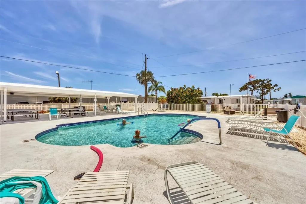 1891 Englewood Road Englewood FL 34223