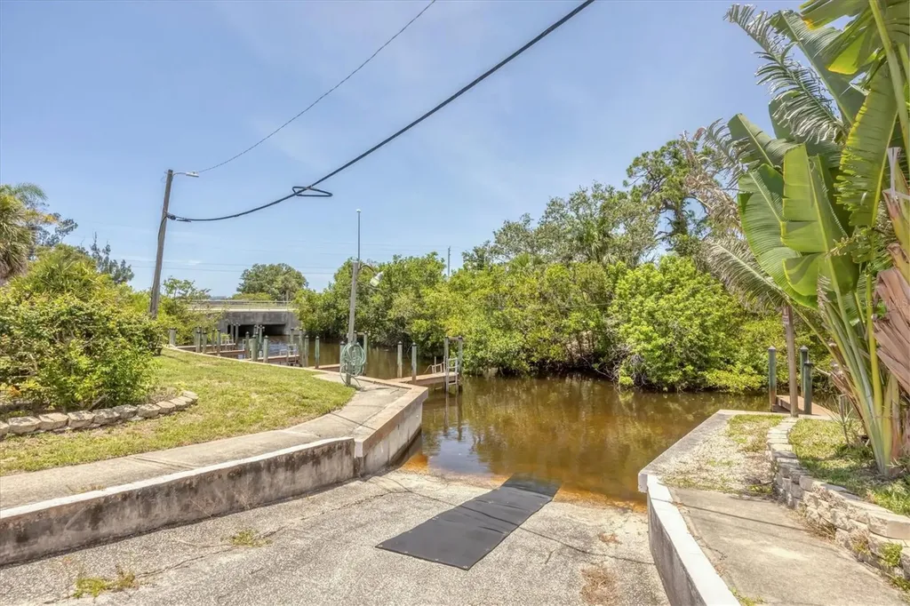 1891 Englewood Road Englewood FL 34223