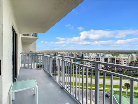 5207 Atlantic Avenue New Smyrna Beach FL 32169