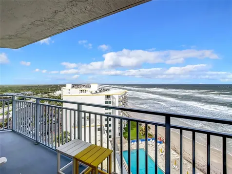 5207 Atlantic Avenue New Smyrna Beach FL 32169