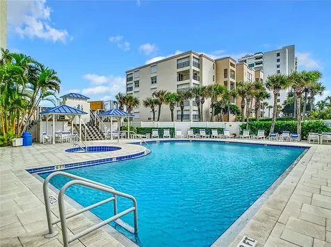 5207 Atlantic Avenue New Smyrna Beach FL 32169