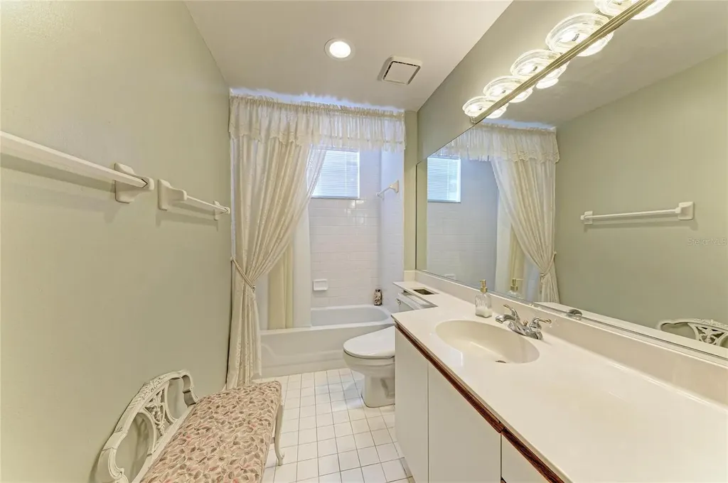 3930 Pinebrook Circle Bradenton FL 34209