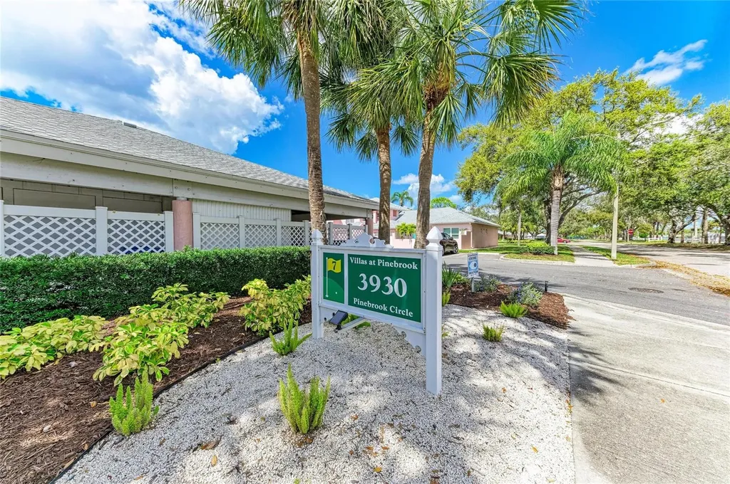 3930 Pinebrook Circle Bradenton FL 34209