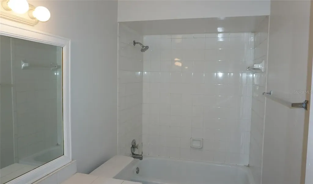 5219 Via Hacienda Circle Orlando FL 32839