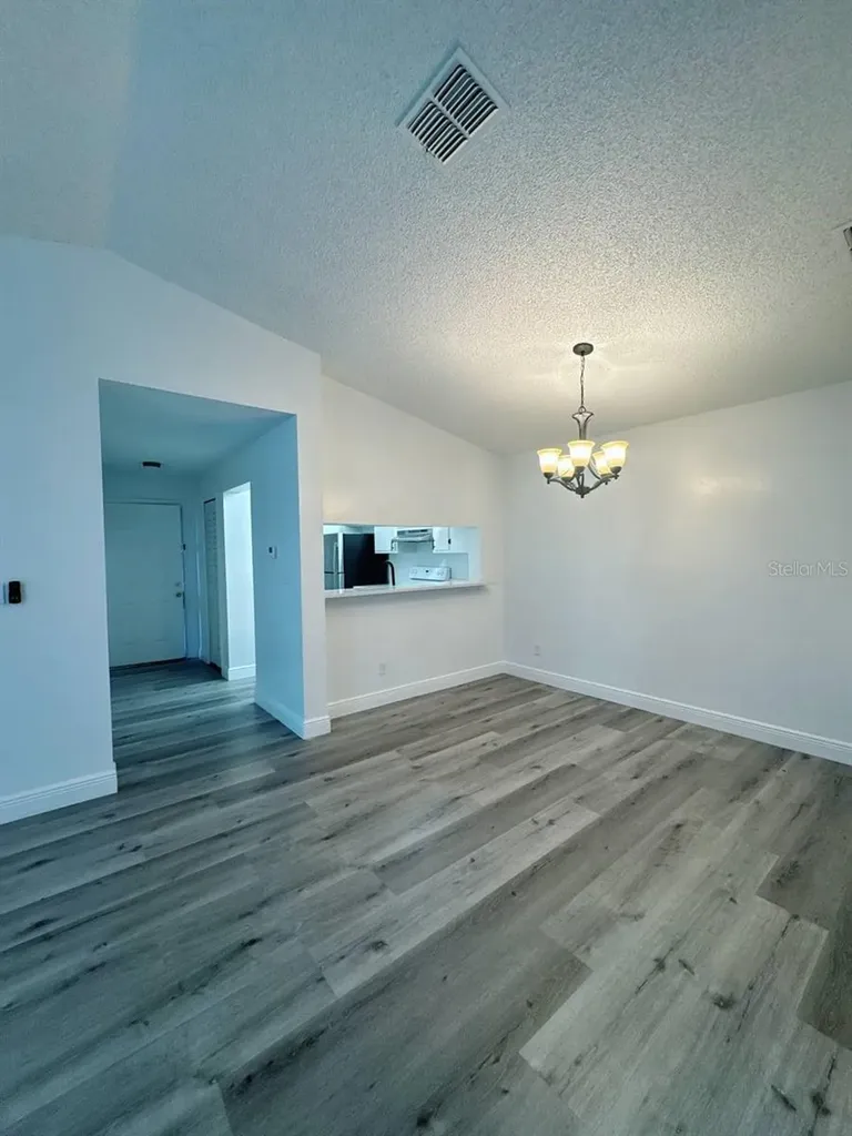 5219 Via Hacienda Circle Orlando FL 32839