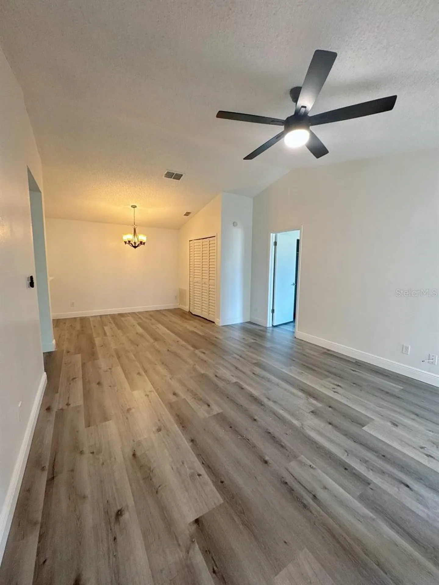 5219 Via Hacienda Circle Orlando FL 32839