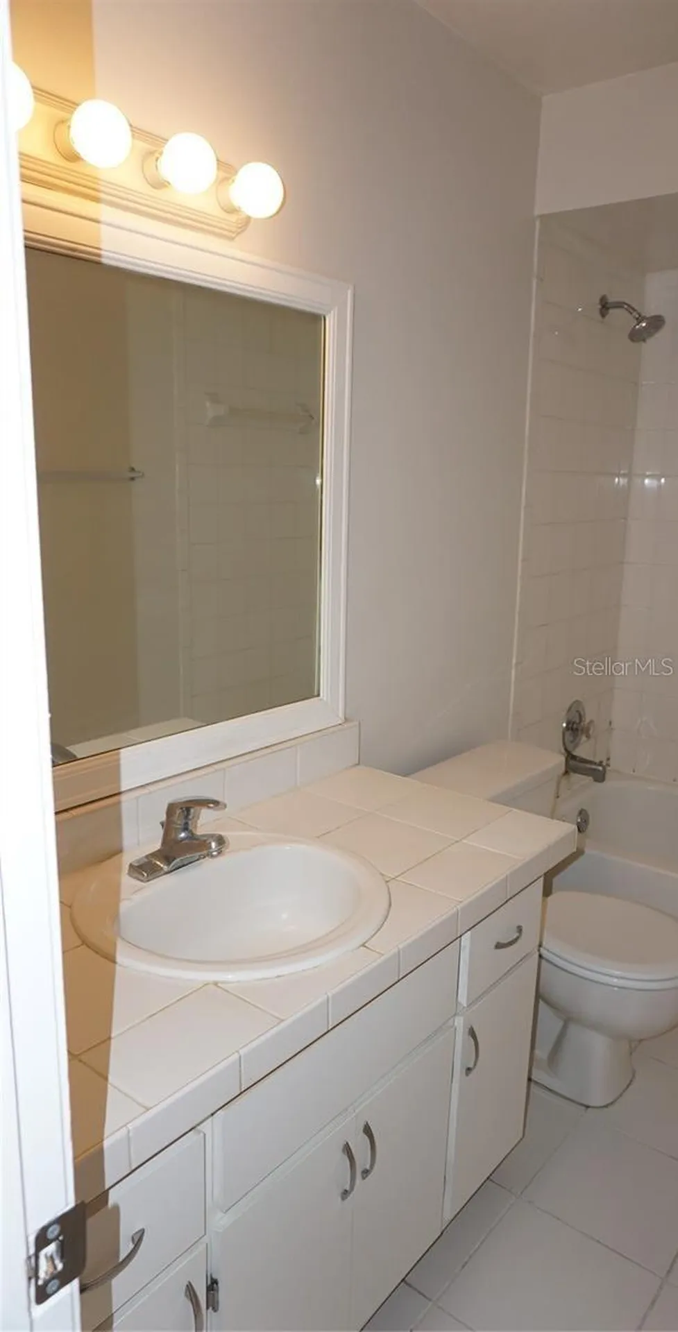 5219 Via Hacienda Circle Orlando FL 32839