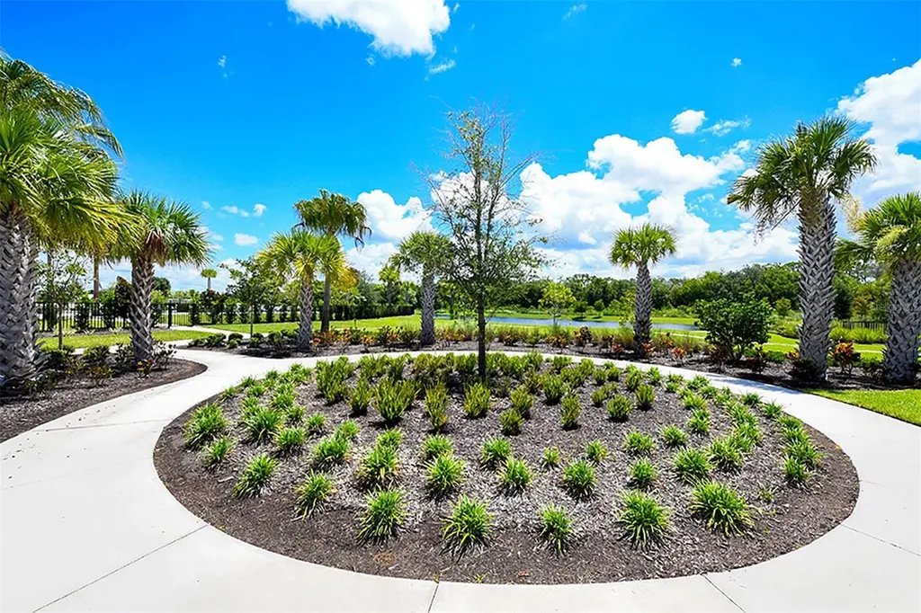 13720 Saw Palm Creek Trail Lakewood Ranch FL 34211