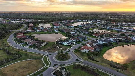 13720 Saw Palm Creek Trail Lakewood Ranch FL 34211