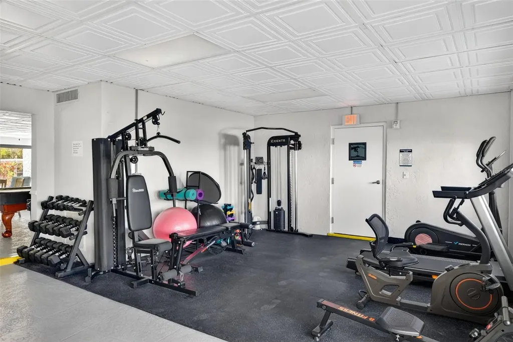 2711 1st Street Fort Myers FL 33916
