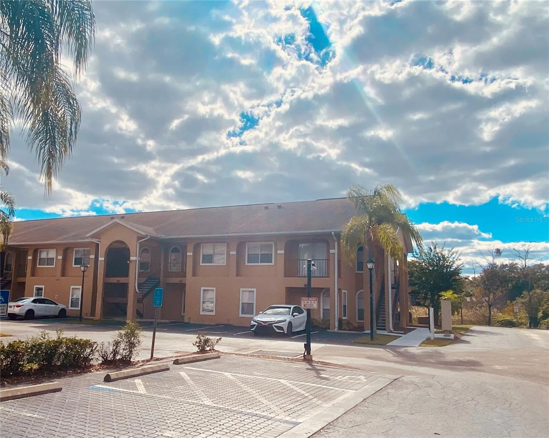8830 Coral Palms Court Kissimmee FL 34747