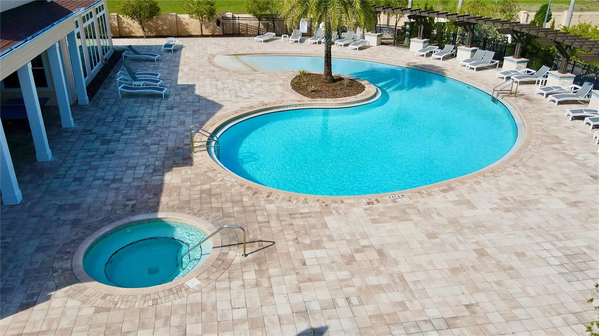 8947 Shine Drive Kissimmee FL 34747