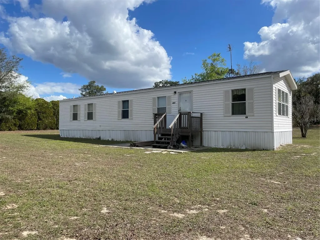 5674 W Grovepark Road Dunnellon FL 34433