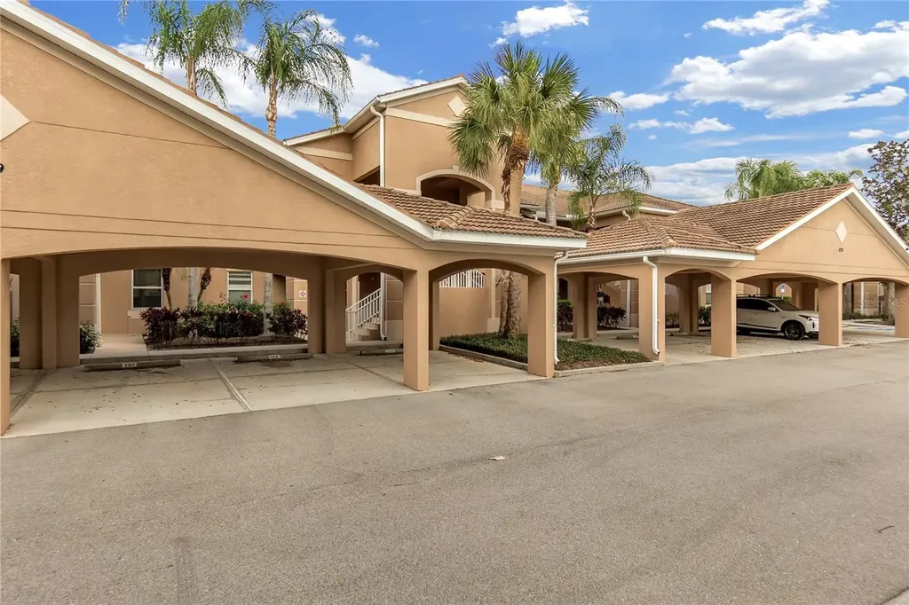 819 Fairwaycove Lane Bradenton FL 34212