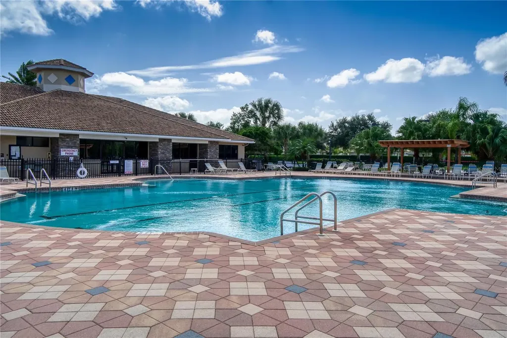 819 Fairwaycove Lane Bradenton FL 34212