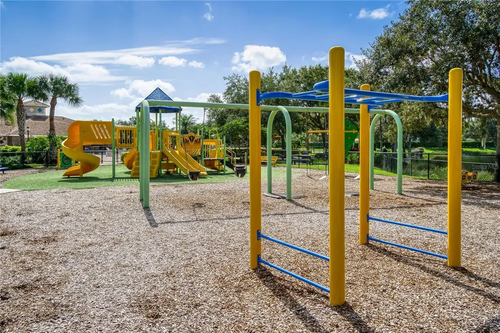 819 Fairwaycove Lane Bradenton FL 34212