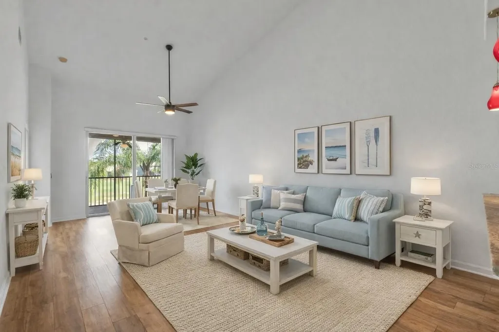 819 Fairwaycove Lane Bradenton FL 34212