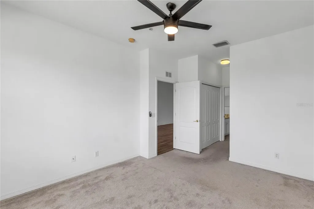 819 Fairwaycove Lane Bradenton FL 34212