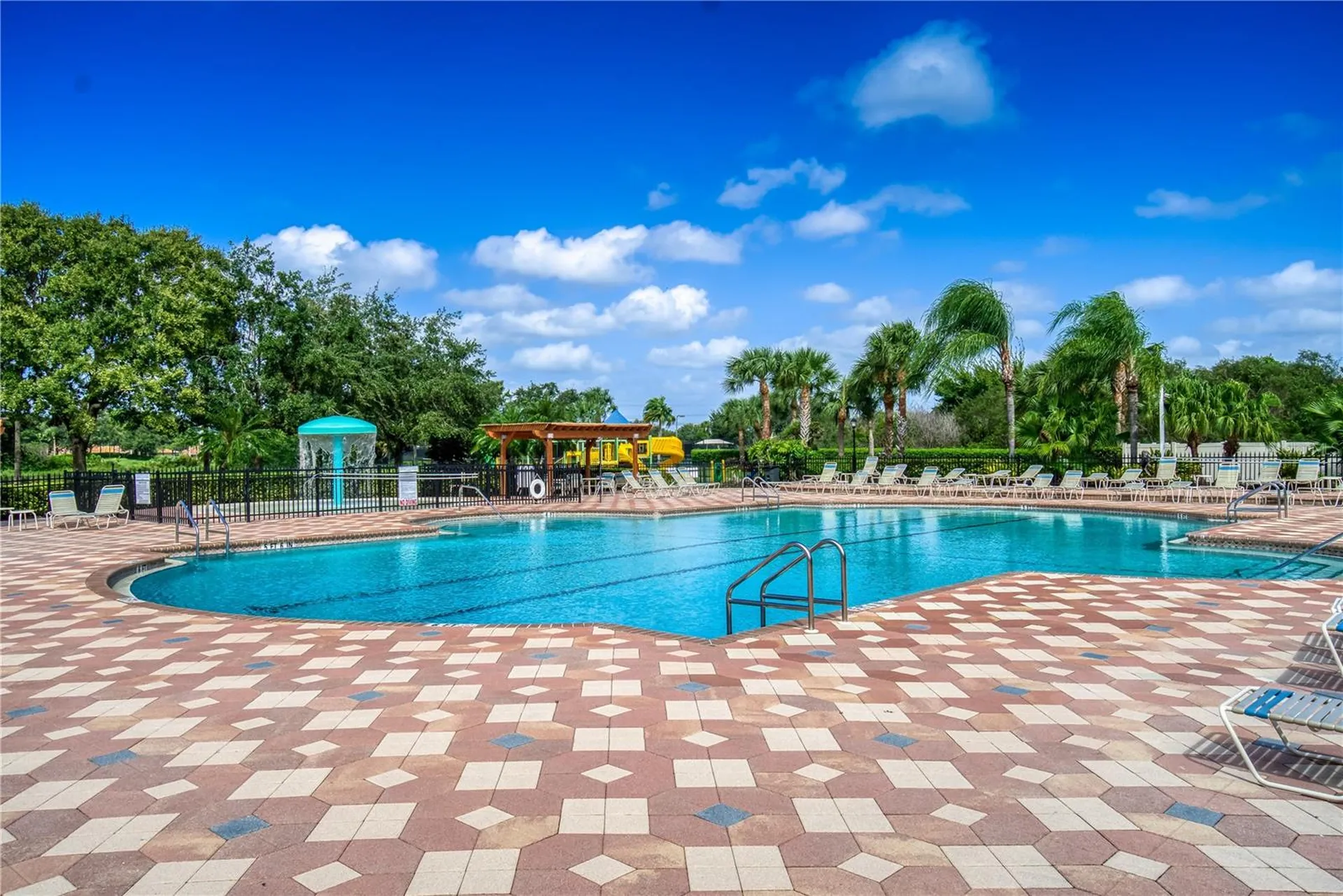 819 Fairwaycove Lane Bradenton FL 34212
