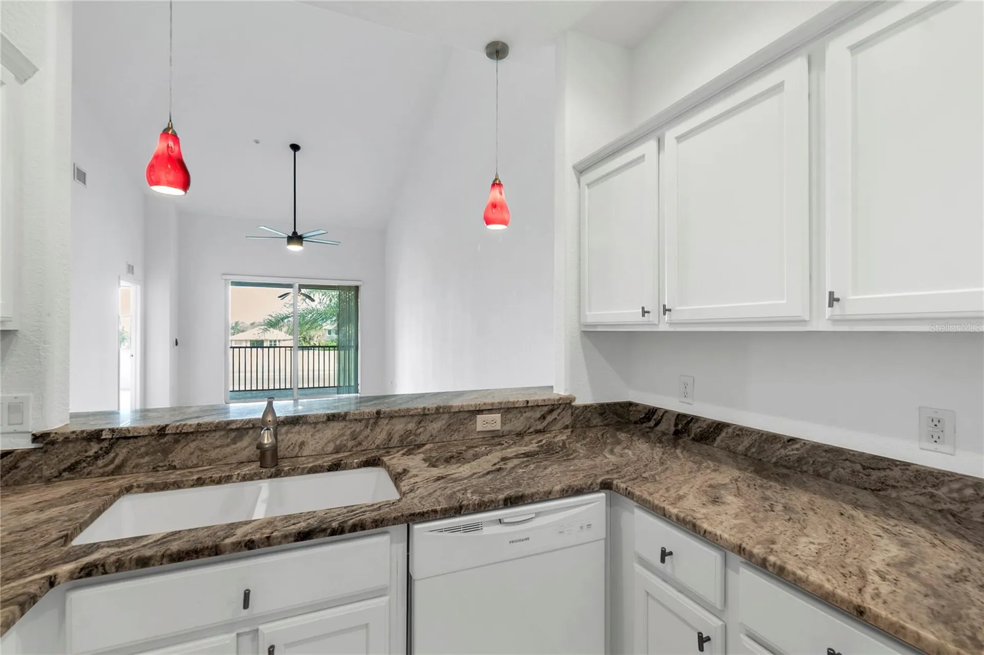 819 Fairwaycove Lane Bradenton FL 34212