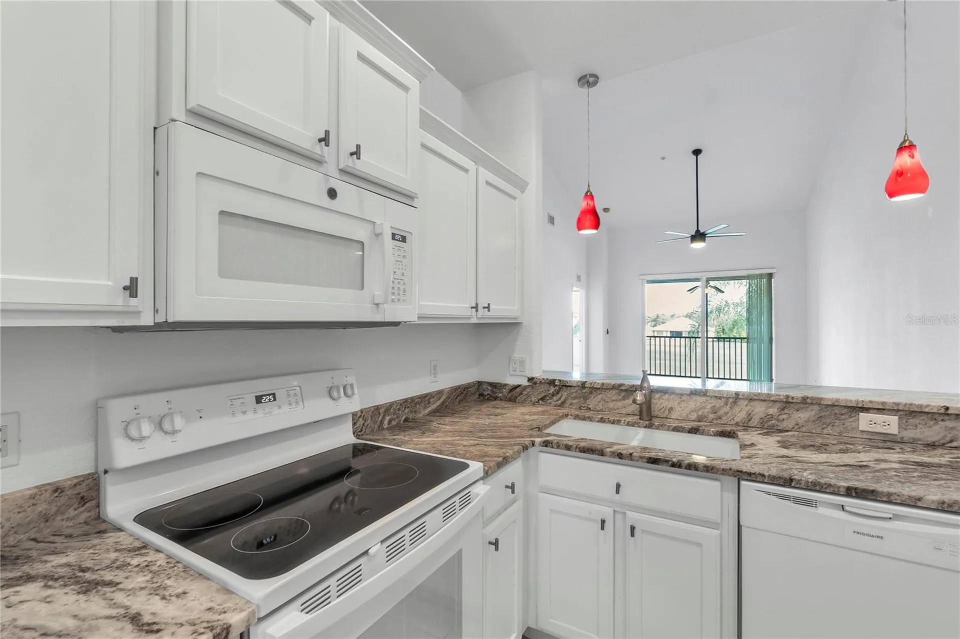 819 Fairwaycove Lane Bradenton FL 34212