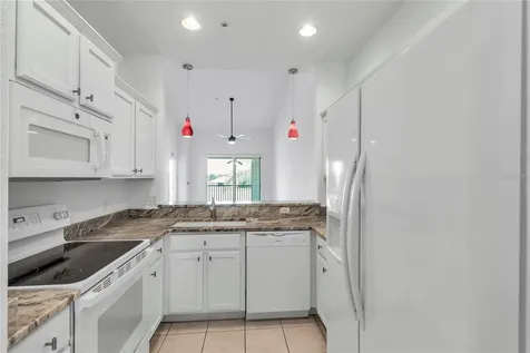 819 Fairwaycove Lane Bradenton FL 34212