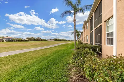 819 Fairwaycove Lane Bradenton FL 34212