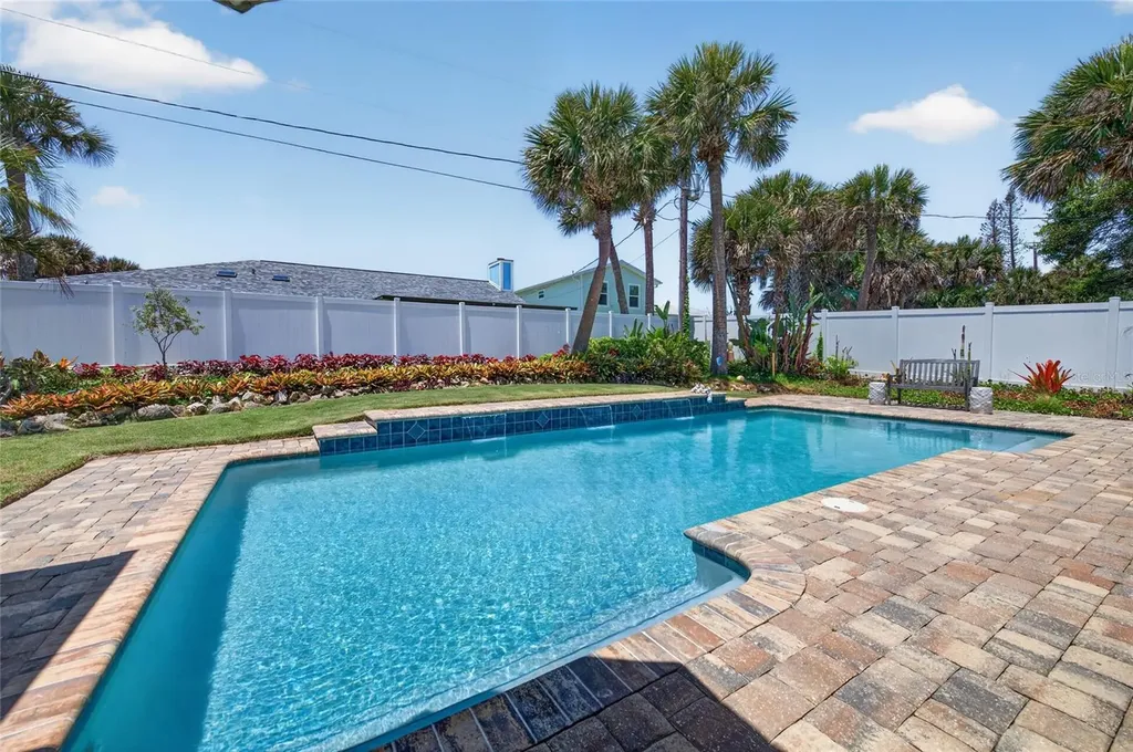 4628 S Atlantic Avenue New Smyrna Beach FL 32169