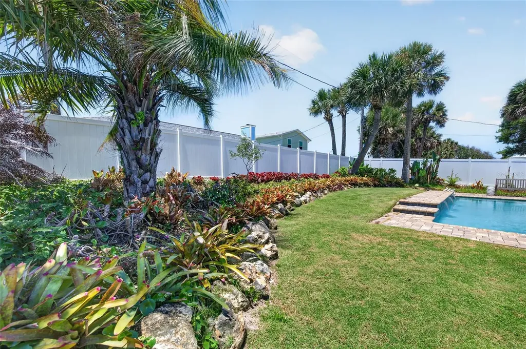 4628 S Atlantic Avenue New Smyrna Beach FL 32169