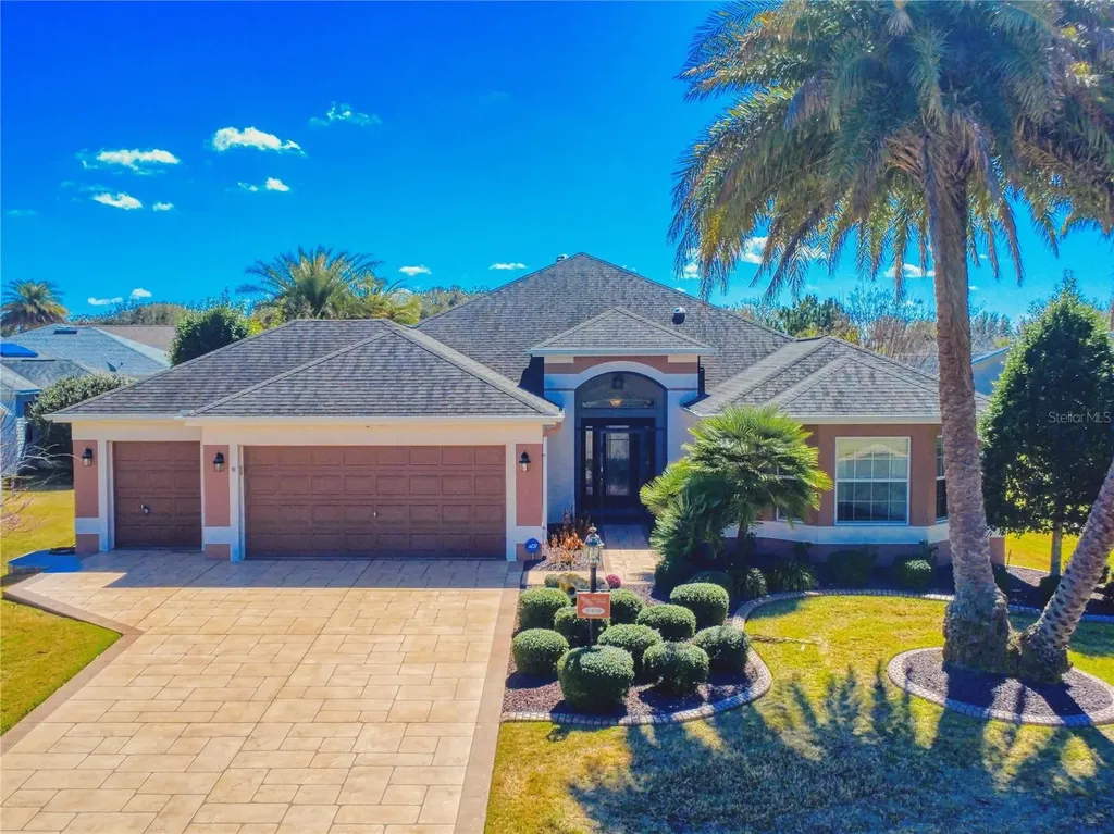 2450 Carriage Hill Way The Villages FL 32162