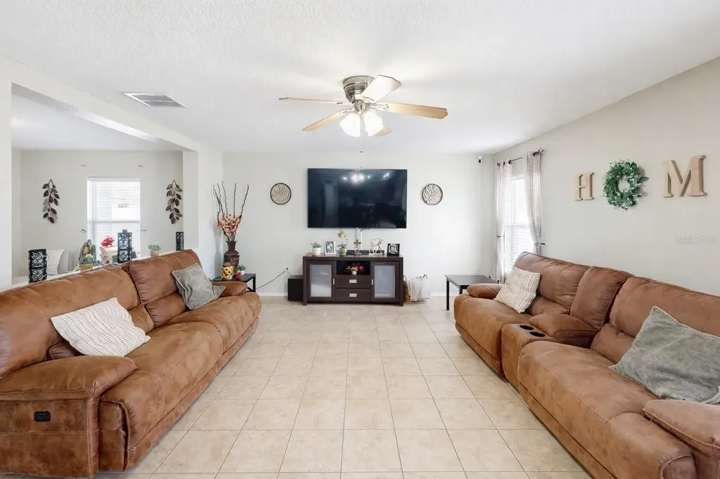 4354 Fieldview Circle Wesley Chapel FL 33545
