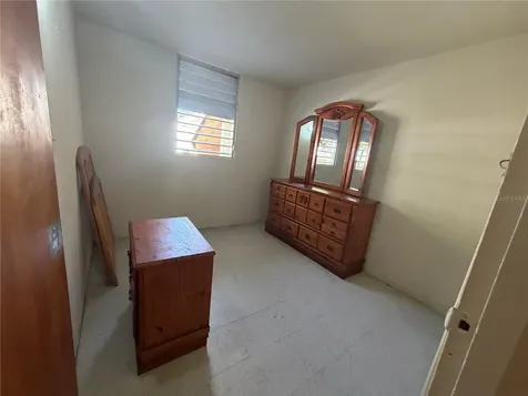 1 Blq F 3 Esteban Cruz (1) Street Guayama PR 00784