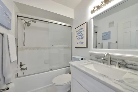 946 Sandpiper Circle Bradenton FL 34209