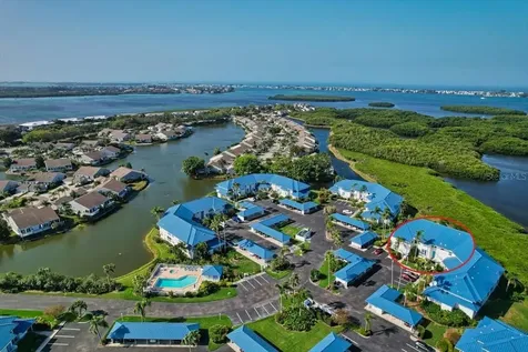 946 Sandpiper Circle Bradenton FL 34209